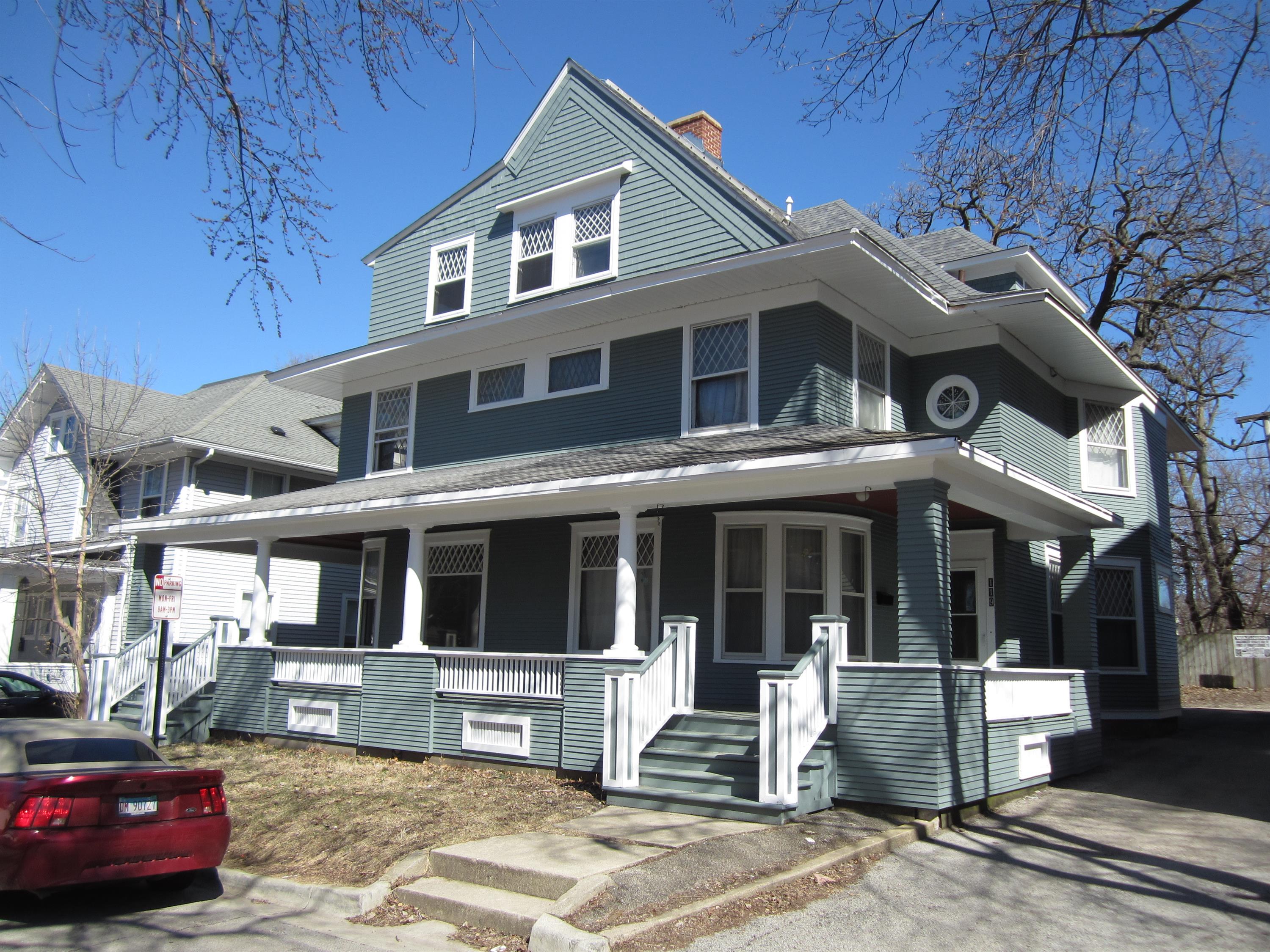 119 Tennyson Court - 1